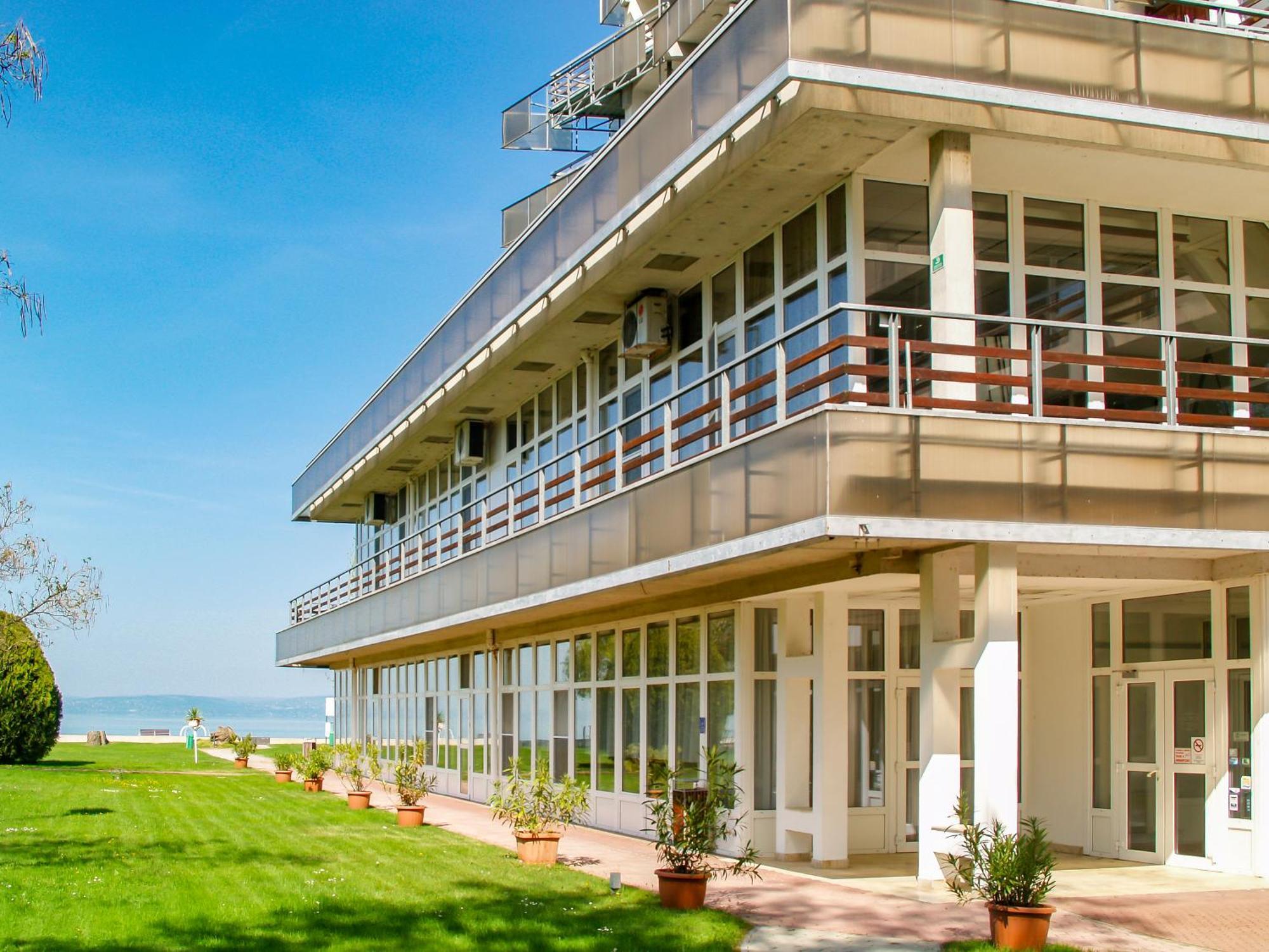 Vilagos Hotel