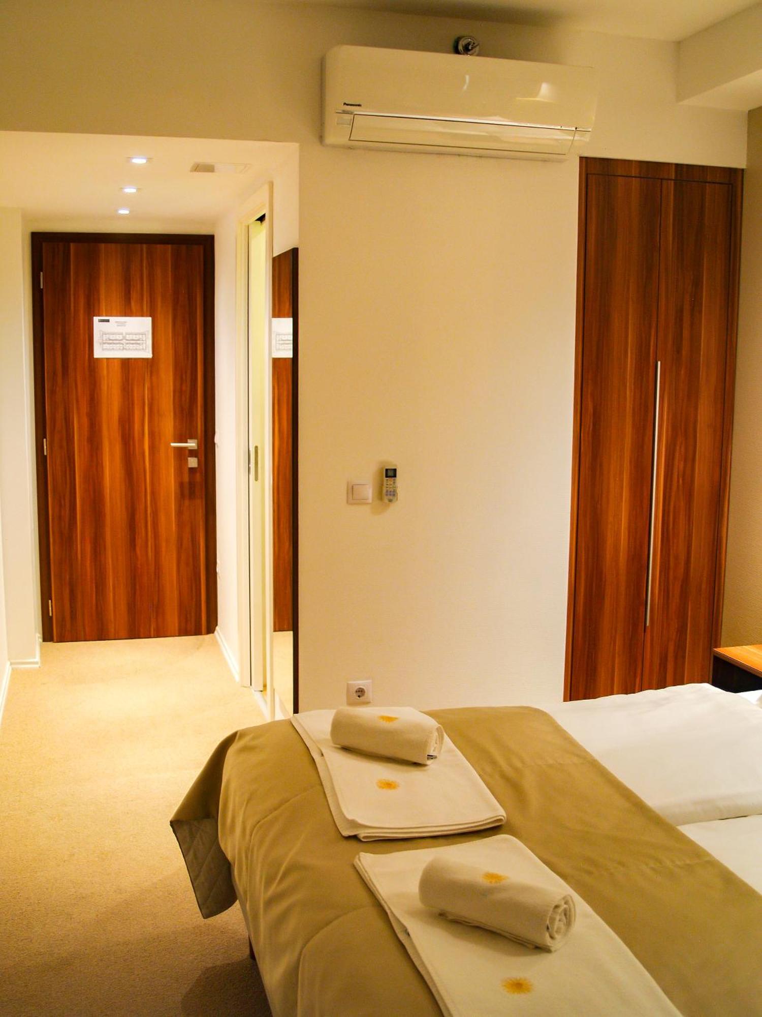 Vilagos Hotel